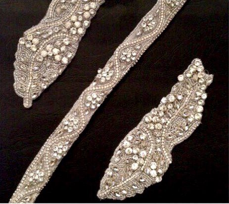 CaiomheKeane's tweet photo. Meanwhile @thedeandublin #weddingshow @Jenny_Vander #headpieces #bridalcouture @CaiomheKeane @FriendlyTailor https://t.co/DSvlNVu7OF