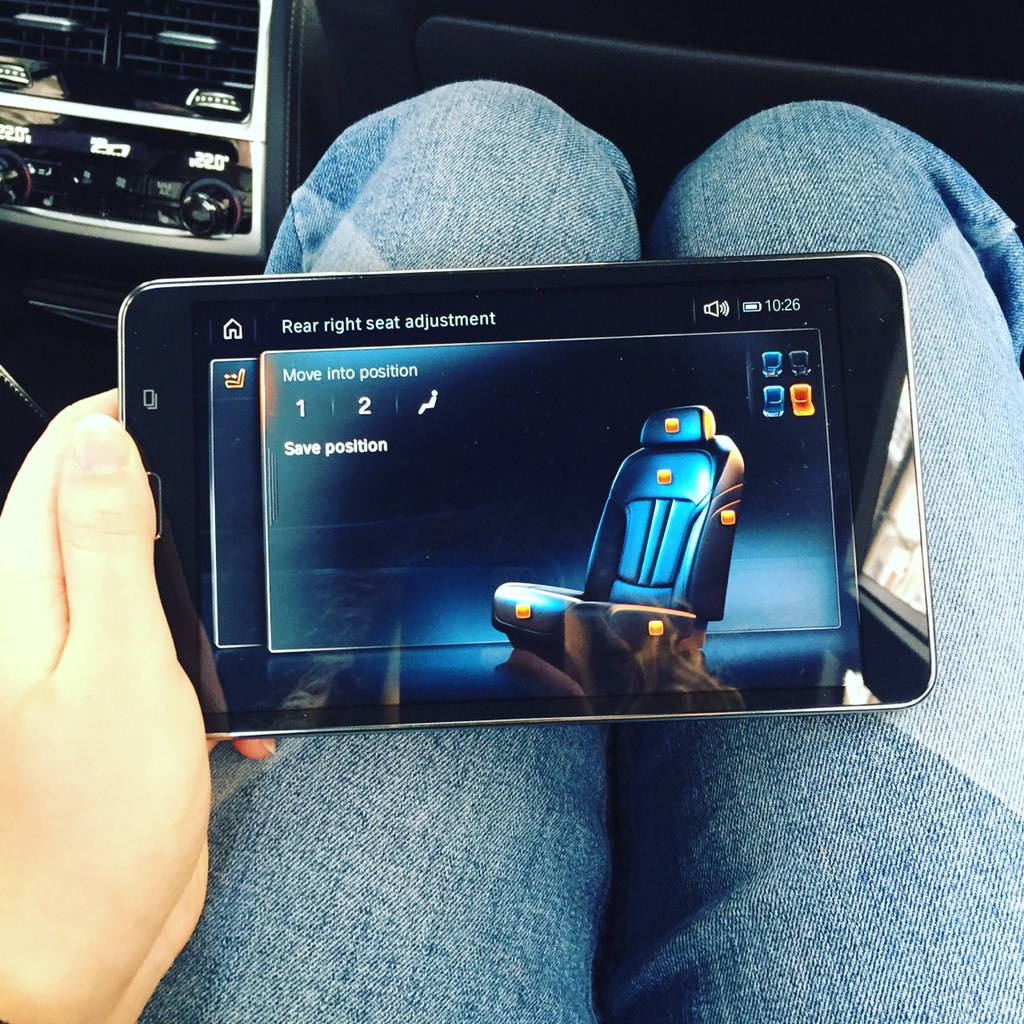 Riding in style for #LFW with our <a href="/BMW/">BMW</a> #7series 🚙🚙🚙