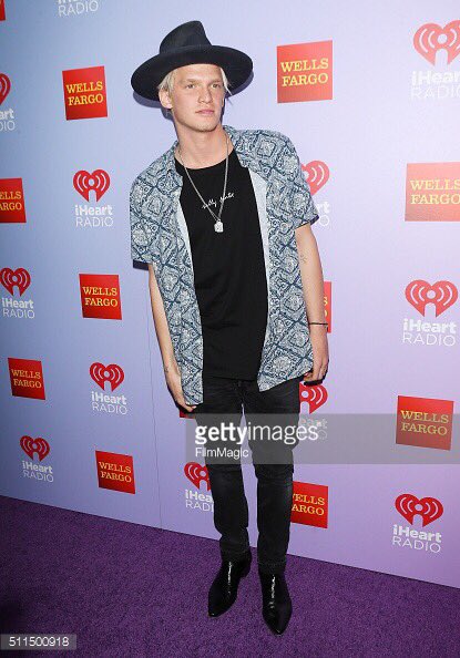 ultimatyong's tweet photo. @CodySimpson arrives at the iHeart80s Party 2016 held at The Forum on February 20, 2016 in Inglewood, California. https://t.co/1BFxfpSL4E