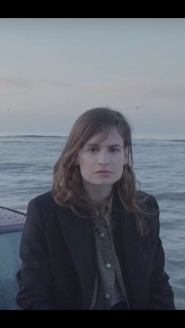 HumourAddict's tweet image. Quand je cache mon portable dans ma bouche pour pas me le faire confisquer