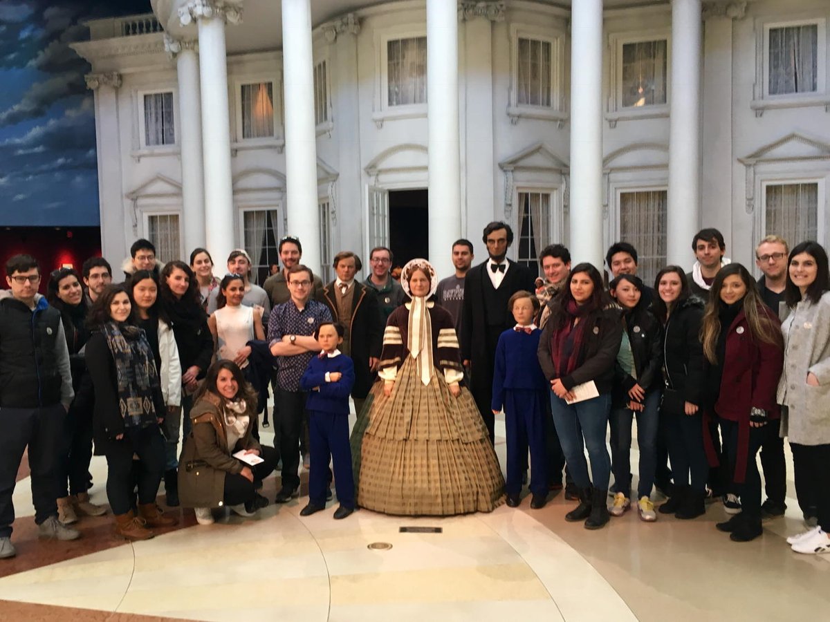 iitAIAS's tweet image. Starting our morning at the Abraham Lincoln Presidential Museum! #iitAIAS #SpringfieldTrip