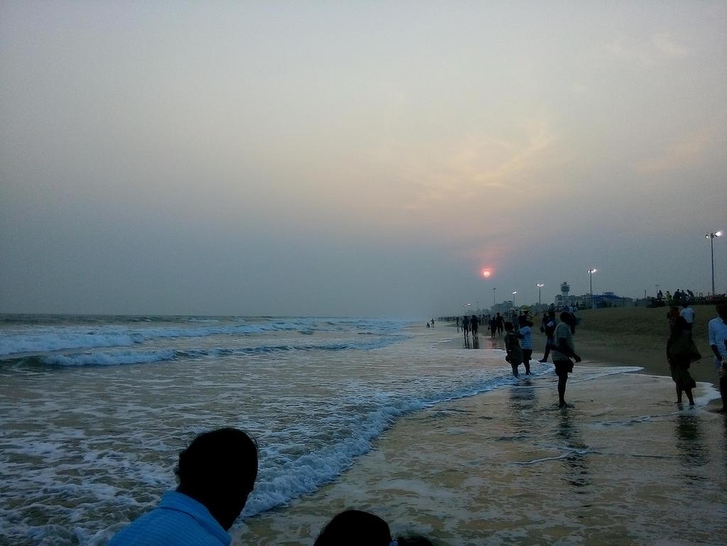 BaradaDs's tweet photo. #sea #beach #Puri #odisha time of sun set
https://t.co/ILwXhUTIyW https://t.co/o83SAeCyEf