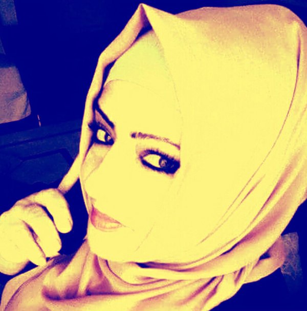 Bu türbanlı tam bir seks makinası...................