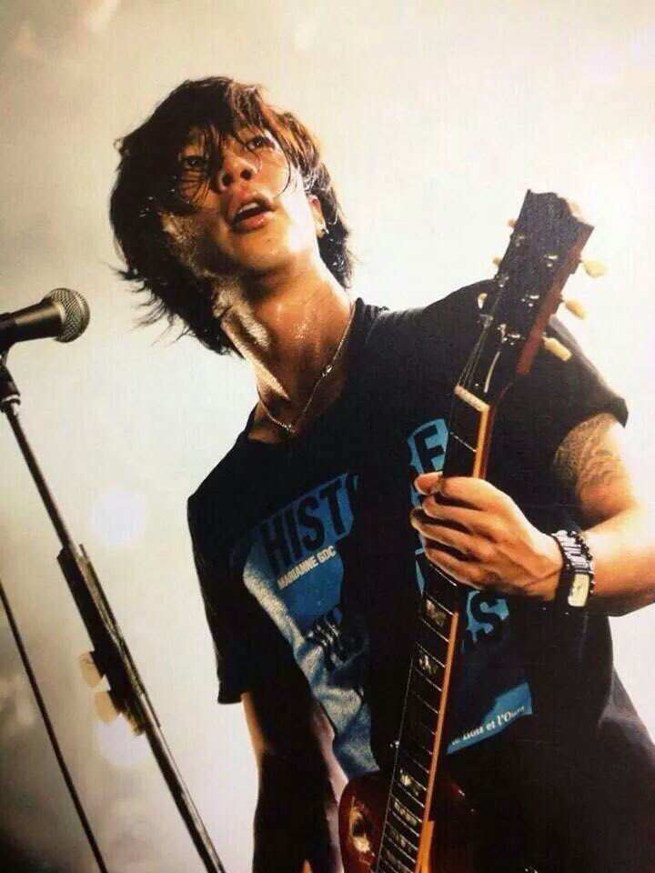Lee 細美武士さん誕生日おめでとうございます これからも聴き続けます 今年はライブにも足を運びたいと思っておりますので よろしくおねがいします 細美武士誕生祭 世界一かっこいい43歳 東北ライブハウス大作戦 T Co J9lhhc1rhu