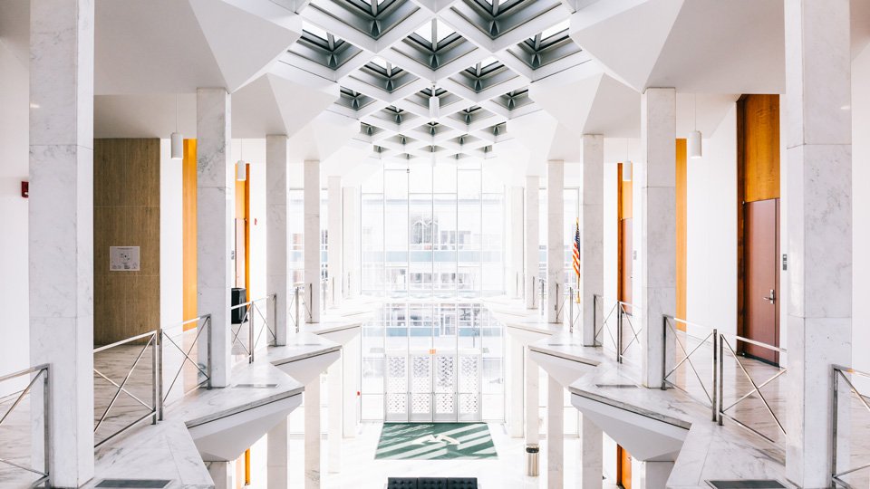 Shinola's tweet photo. Today at 1 pm in #Detroit, journalist John Gallagher signs copies of "Yamasaki in #Detroit" https://t.co/kuU5OqvwuN https://t.co/M4y9VlidhW