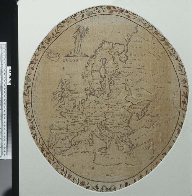 CuratorElen's tweet photo. Gydag #Ewrop yn y newyddion, dyma #sampler sidan a wnaed tua 1790 - un o dros 400 o sampleri yn y casgliad. #pwytho https://t.co/g7wc6eVmus