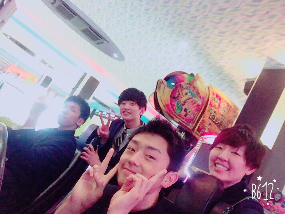 3zgSoU29fbJGVuu's tweet photo. 今日めっちゃ楽しかった！笑
またみんなで集まって遊びたい！
やっぱりこのメンバーが一番です😆👍 https://t.co/pB9Ppro42P