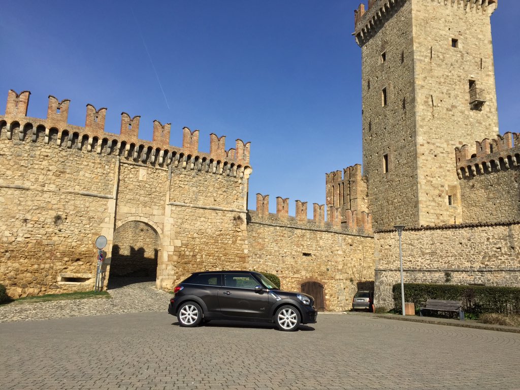 Marco_Fossa's tweet photo. Sulle strade dell'Emilia #borgo #vigoleno #testdrivetour #mini #cooper #paceman @ItaliaOnRoad @MINI_Italia https://t.co/OHZBZMvVFv