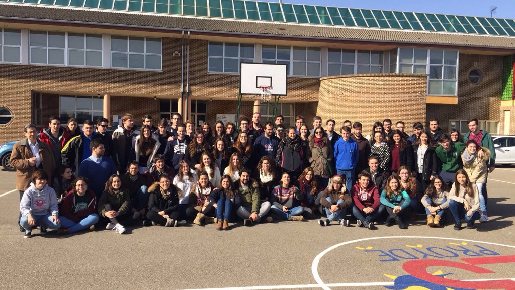 SalleJovenVA's tweet photo. ¡Que el conocer e interpretar se transforme en nuestras vidas!
Hasta aquí el #EncuentroUniversitario16 #Gracias https://t.co/WJ5DnPNibc