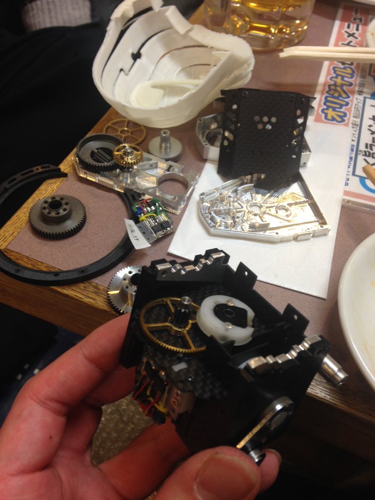 sasaki_neeboman's tweet image. 関西勢のロボワン反省会ー。
主に準優勝のレグホーンの解体ショー