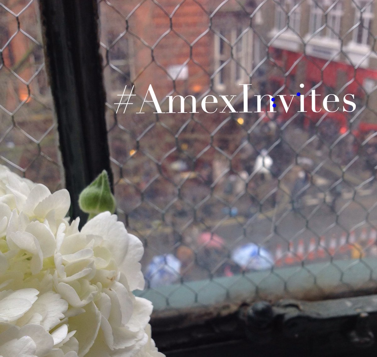 Jimmyrunway's tweet photo. Weather isn't great but it's warm in the designer Show space. Snap your favourite look and tweet #AmexInvites #LFW https://t.co/f7ujSSjgLR