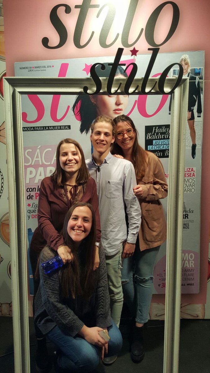 anagochocolate's tweet photo. #RevistaStilo https://t.co/adikE8EKl1