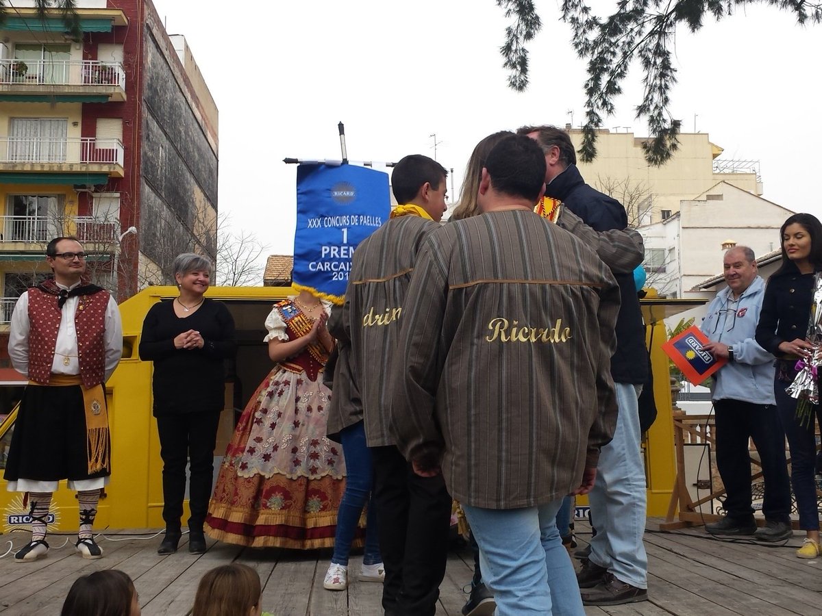 CarcaixentNews's tweet image. Primer premio a la mejor Paella falla Avinguda Joan XXIII !!!!!