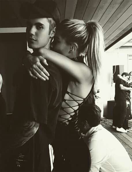 Justinbieberxyr's tweet photo. @zoesmbn bae. https://t.co/dSzWM9GUXj