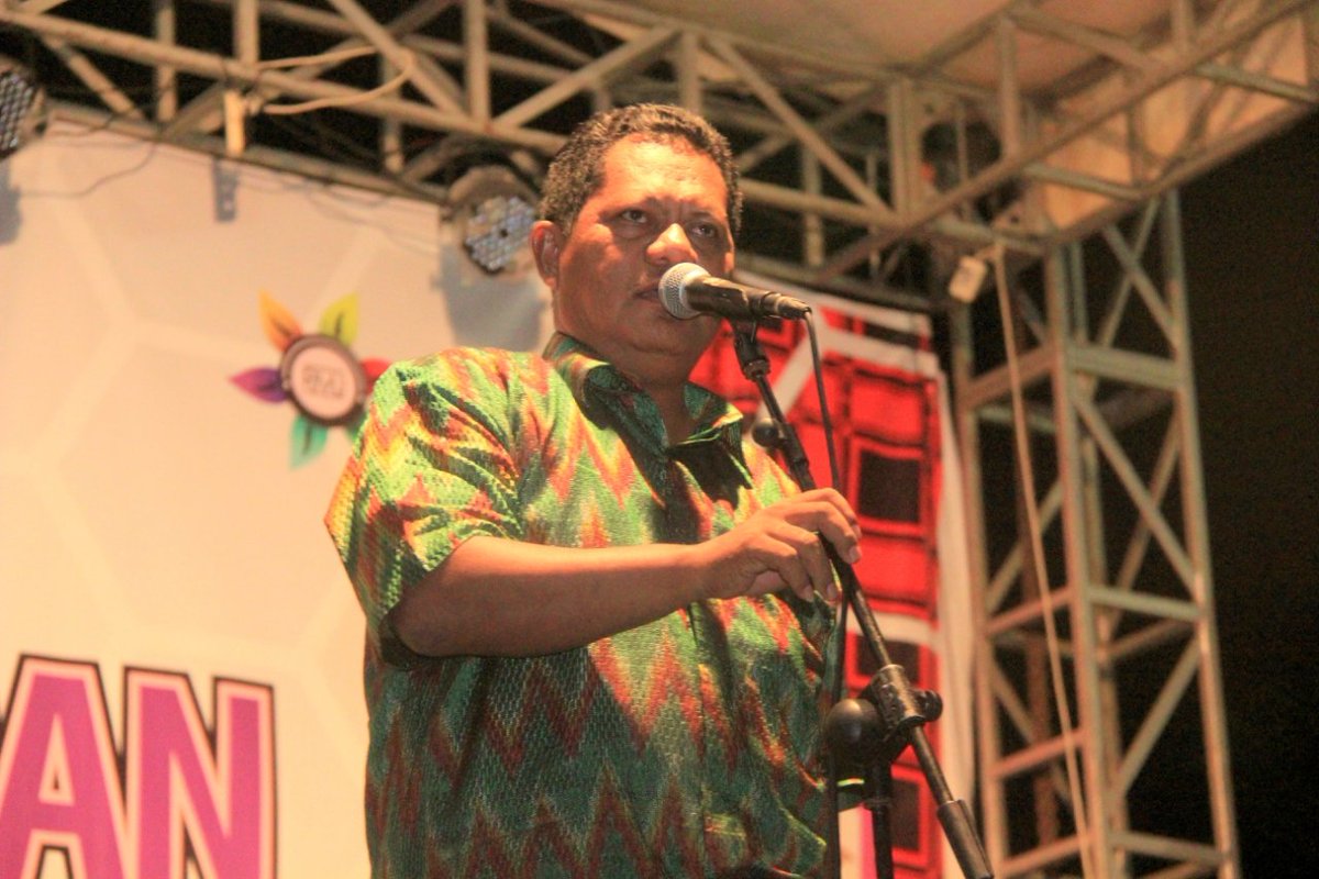 pekanrayaSMR's tweet photo. Sambutan dari bapak Dr H Ridwan T sekaligus penutupan Pekan Raya Samarinda #pekanrayasamarinda2016 https://t.co/ucyMlgTOPR