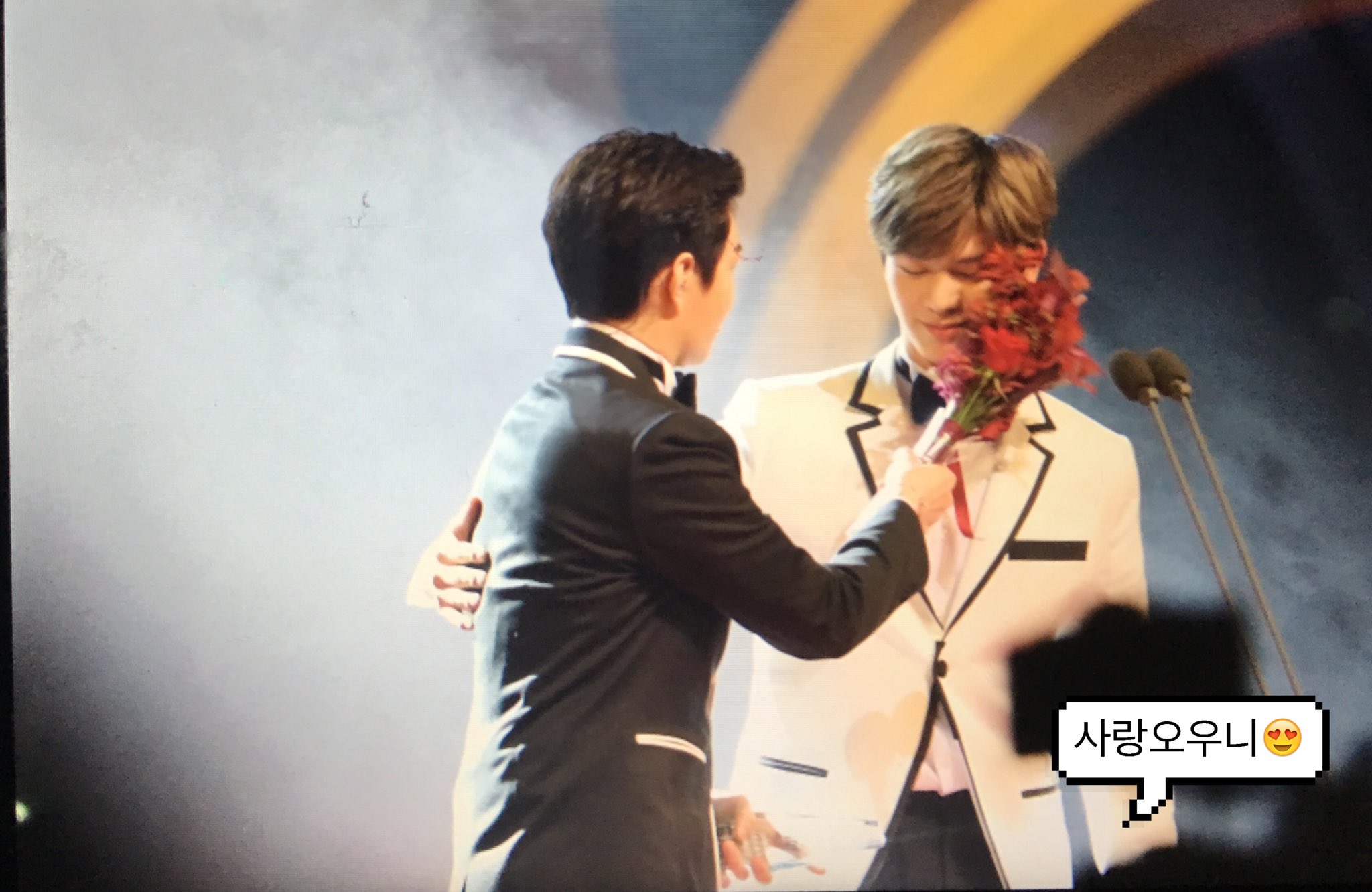 Cbvh-UbUMAARS2p.jpg:large