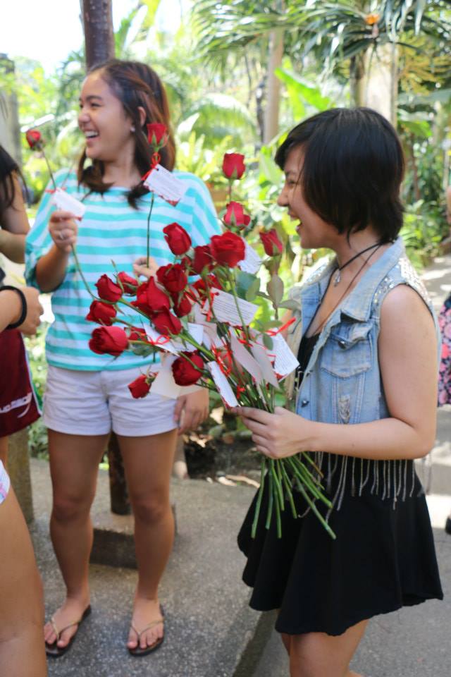 EANmanila's tweet photo. Not your ordinary rose giving event. Red Rose Movement. 3-3-16. #RedRoseMovement #SheSpeaksPH #AmbassadressOfBeauty https://t.co/R49OW0gMsq