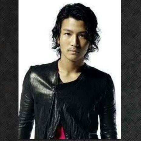 ガンちゃん昔の顔嫌いっていう人多い\u2026 という事でガンちゃん昔の顔も大好きですっていう人RT❤❤❤ RTしてくれた人全員フォローします💓pic.twitter.com/7JV1BTSkZ9