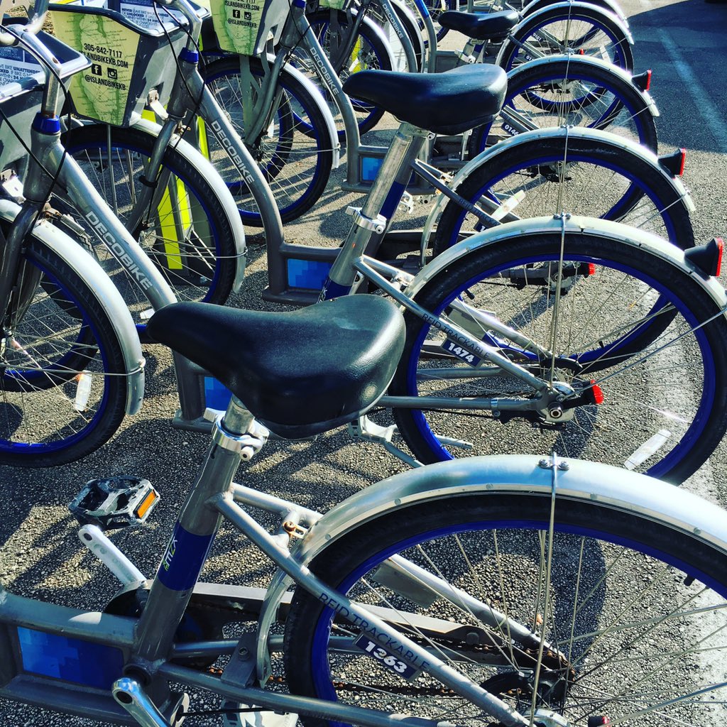 GrassrootsMiami's tweet photo. If you arrive via 🚴 today, you'll get 1/2 off admission at the gate! #bicycle #sundayfunday #grassrootsmiami https://t.co/co5NsLPDLV