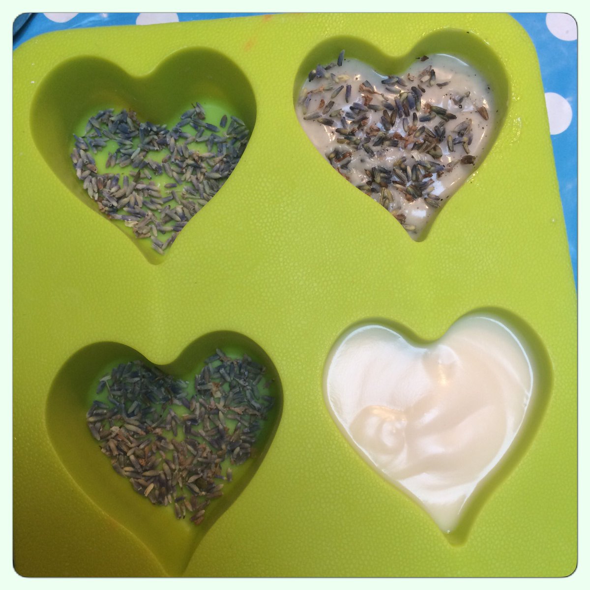 byMirjam's tweet photo. De eerste #zeep is klaar! @GLINPRODUCTS https://t.co/DP4mumDnIU