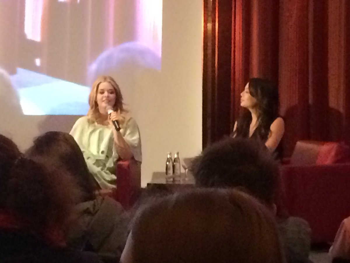 jparrishdaily's tweet photo. Janel and Sasha in their panel #RevelationsGermany (via @lucysmitchell) https://t.co/2RPi3gSiWb