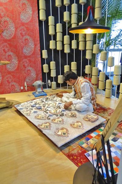 discernliving's tweet photo. Discern Discoveries From The Capital at @IndiaDesignID - https://t.co/H4qFZsDEQw #DiscernAtDesignID #IndiaDesignID https://t.co/bjI3pQ0mM9