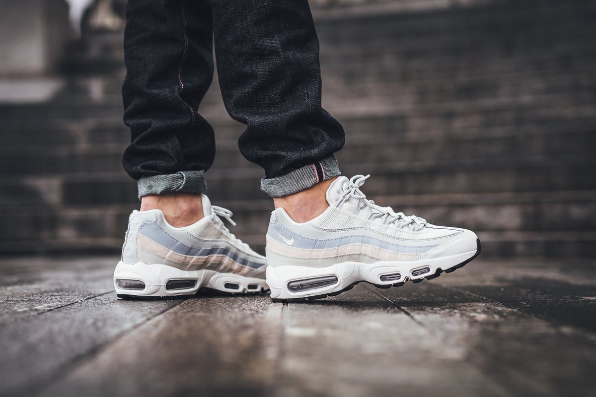 air max 95 essential phantom air max 95 essential phantom