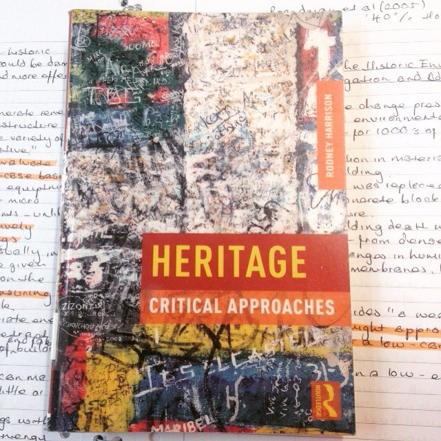 klgargett's tweet image. I wish I had time to read every word of this book. Maybe one day. #thirdyearproblems