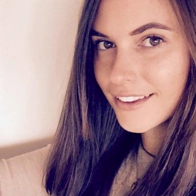 Bump_in2's tweet photo. Meet @KimKaupe Co-Founder @ZinePak, @Forbes 30 Under 30 / @Inc 35 Under 35  #entrepreneur #innovation #branding https://t.co/NxrN047cyc