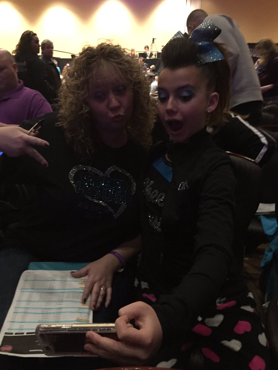 jkuzma's tweet photo. @JAMfestEvents #jamfestpoconos https://t.co/DZG6WrsERx