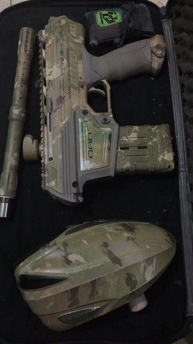 Xandi_Fernandes's tweet photo. Daqui a pouco tem Paintball 😁😁😁
#Dye #DyeDam #Paintball #GoPro https://t.co/FP6thp533O
