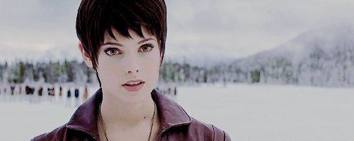 TwiVotacoes's tweet photo. @AshleyMGreene Happy Birthday beautiful princess, perfect and enchanting. #EternalAlice https://t.co/uGpsixizd6