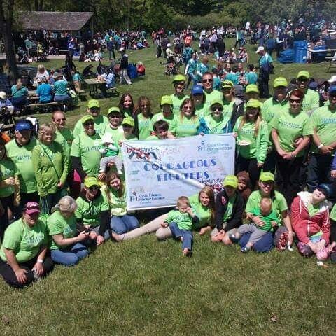 jackie041972's tweet photo. #GreatStrideswalk #torontozoo 2nd year we participated @TeamCFFighters https://t.co/3taCOOQH8I