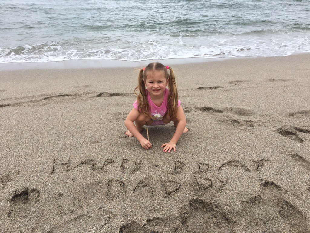 VaBene_style's tweet photo. Martha and I are at Sunday Polo and my Lola is sand sculpting. XO https://t.co/f1TwBAovbW