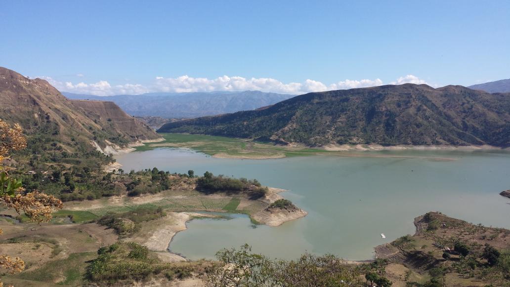 Jeapam's tweet photo. Une vue du lac de Peligre dans le Centre..... https://t.co/VjebT1ejOY