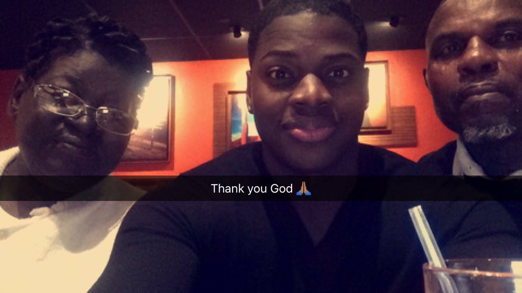 ___POWER___'s tweet image. 💬-Thank You God 🙏🏾 #FirstDinner