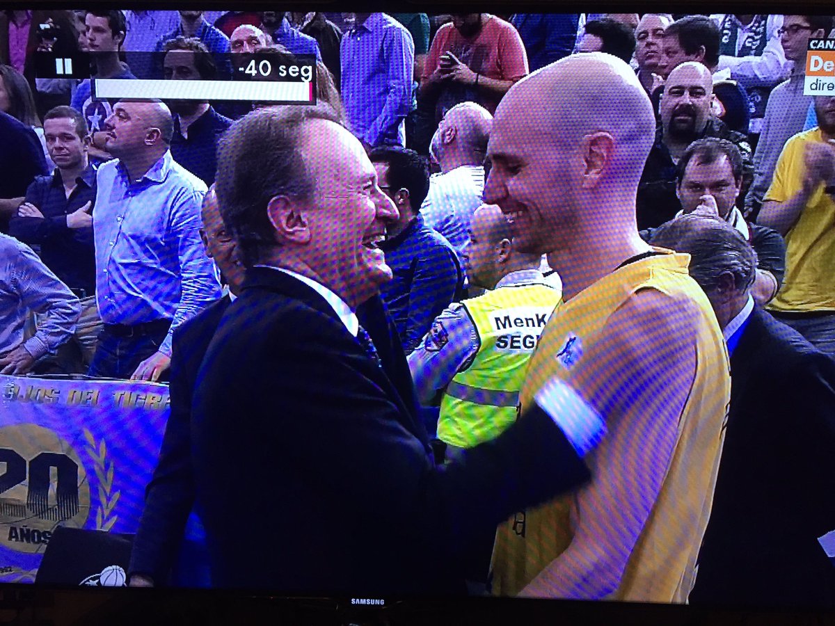 jimslope's tweet photo. Vaya mi admiración para estos dos señores. Vaya Copa se han marcado!! https://t.co/cU4r6CYYZ9
