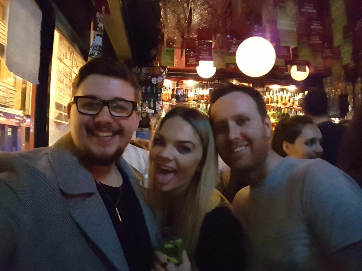 Great meeting these two super stars in Dublin last night. Good luck with everything <a href="/CheChesterman/">Ché</a> <a href="/louisa/">Louisa</a>