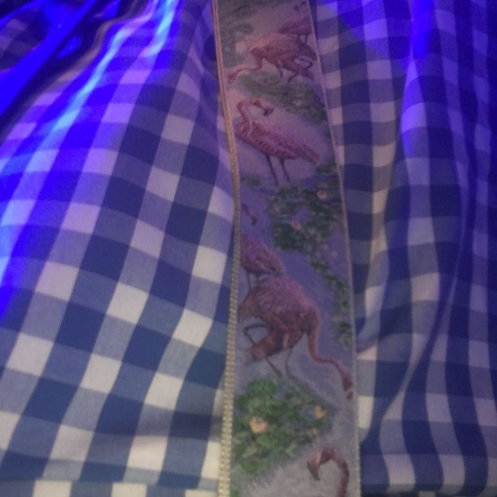 frenchcuffexec's tweet image. #conferencestyle when in #Vegas you have to go big Nicholas Joseph blue check custom French cuff shirt and Trafalga…