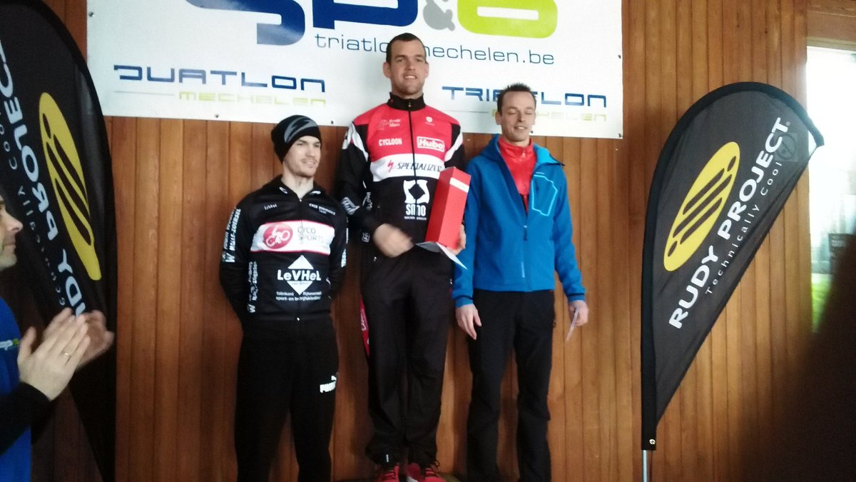 Bartborghs's tweet photo. 1st race - 1st Victor for #SMO_specialized #winterduathlonHofstade #defensie @edco_wheels  @PowerTap #GoeiSupporters https://t.co/9kGeQvrGGY