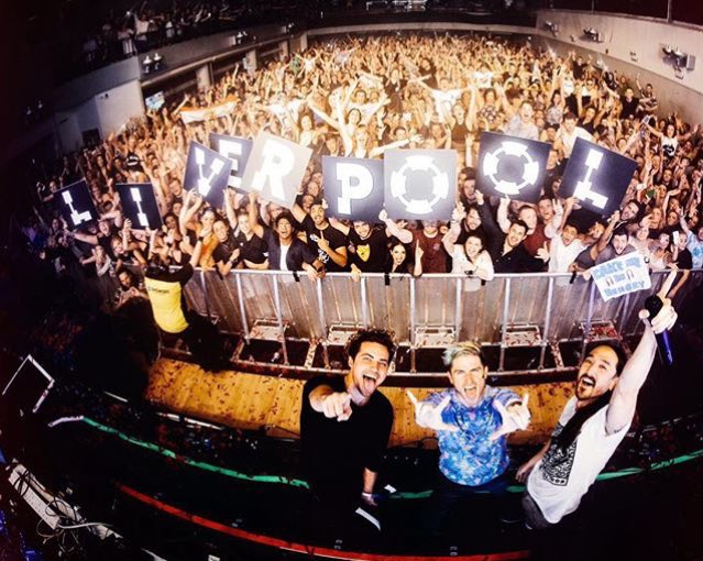 Leon_Mussell's tweet photo. Mad night #cream #steveaoki https://t.co/oEF0xqFyH8