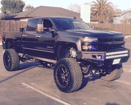 TruckDaily's tweet photo. Check out this badass Duramax! - #ShowTimeMetalWorks Bumper
- #FuelOffroad Wheels
- #ToyoTires
- #Custom headlights https://t.co/5CX68U4fyC