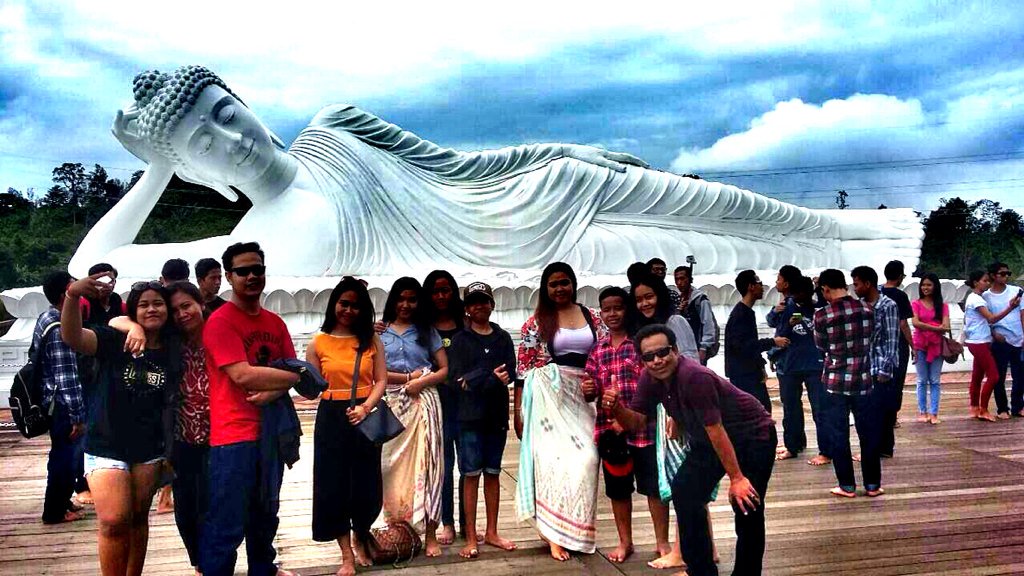 Bergaya dengan sesuka hati dan tetap bersama💘👯