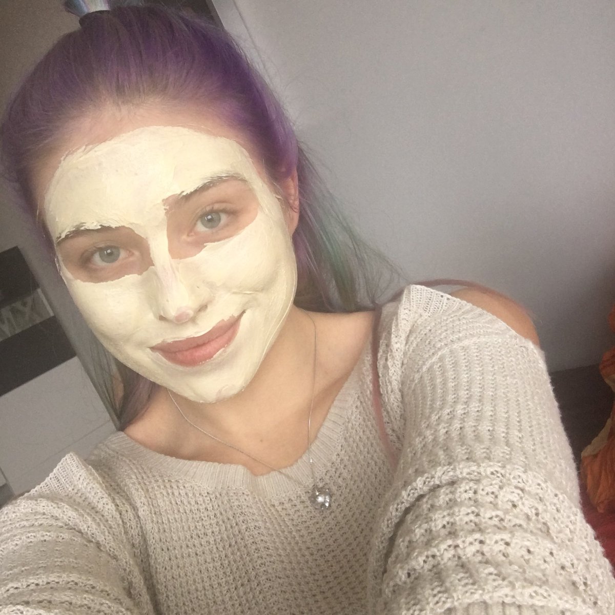 BibisBeauty's tweet photo. RETWEET für die geilste Maske der Welt hahaha 😂😂💪🏻 

🔁 RETWEET = VOTE 💪🏻💪🏻❤️
#TwitterstarBibi https://t.co/YLBFgnyji0