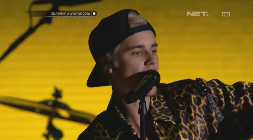 RETWEET! Yang daritadi nunggu <a href="/justinbieber/">Justin Bieber</a> di #GRAMMYsOnNET