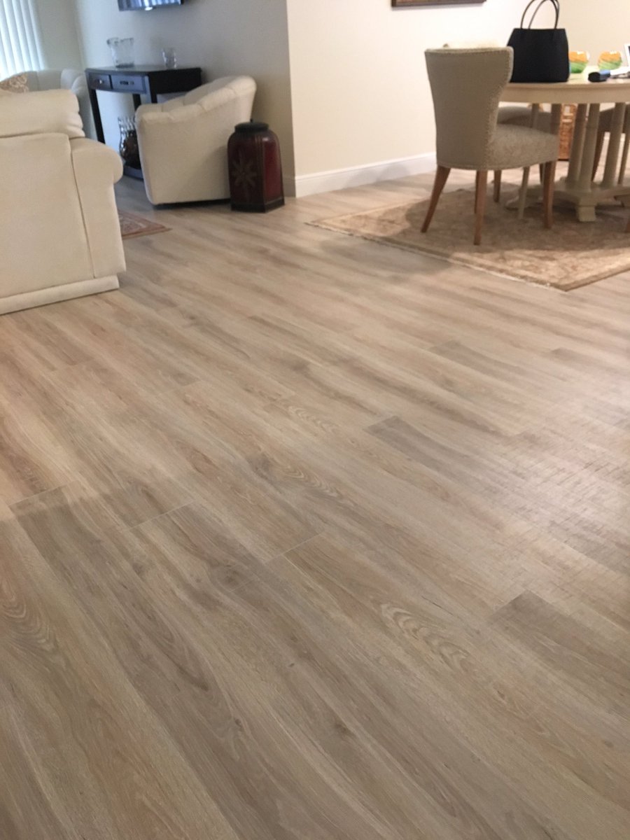 Quantum Floors On Twitter Sandcastle Oak 12mm Laminate Flooring
