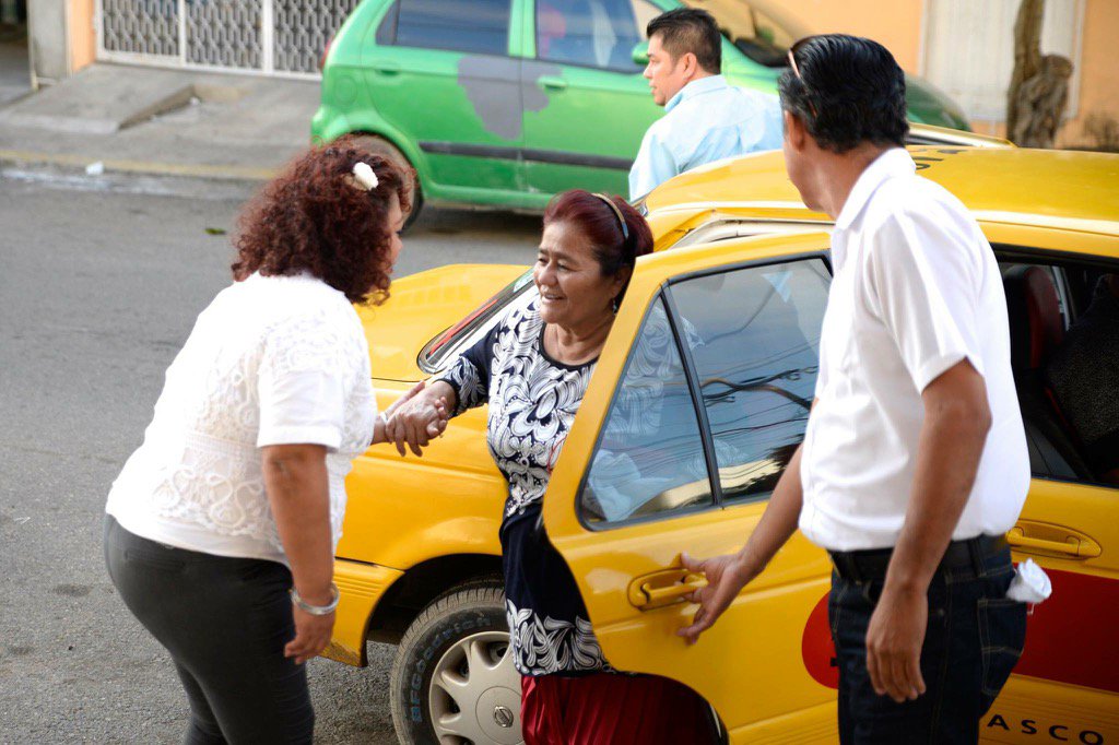 IDEAiglesia's tweet photo. Ya inicia nuestro segundo servicio...
Si aun no has venido a las 12:30 inicia nuestro ultimo tercer servicio https://t.co/C9MBPhVztJ