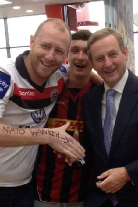 moanyburton's tweet photo. Lol! #GE16 #leadersdebate #Right2Change #Labour https://t.co/AnKtAm5WPZ