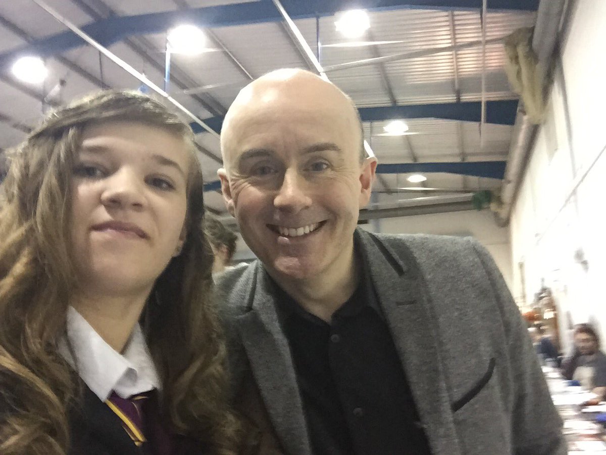 Daisy_louise17's tweet photo. @BarnabyEdwards Great meeting you at digi con #dalek #DoctorWho #digicon2 https://t.co/hDcdnru058