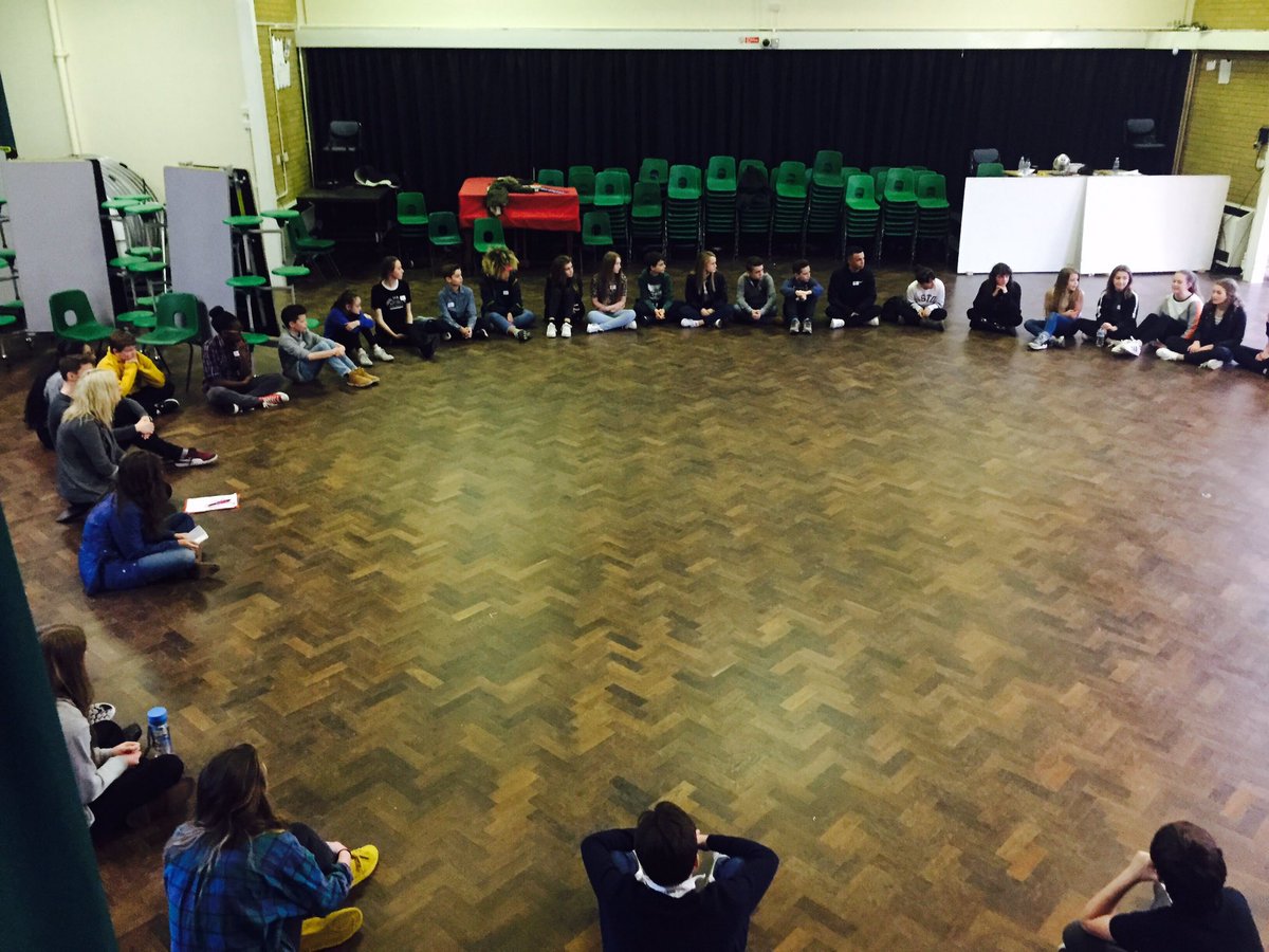 ttaadults's tweet photo. Busy auditions today in Herts #ttakids https://t.co/qlP25fYy7F